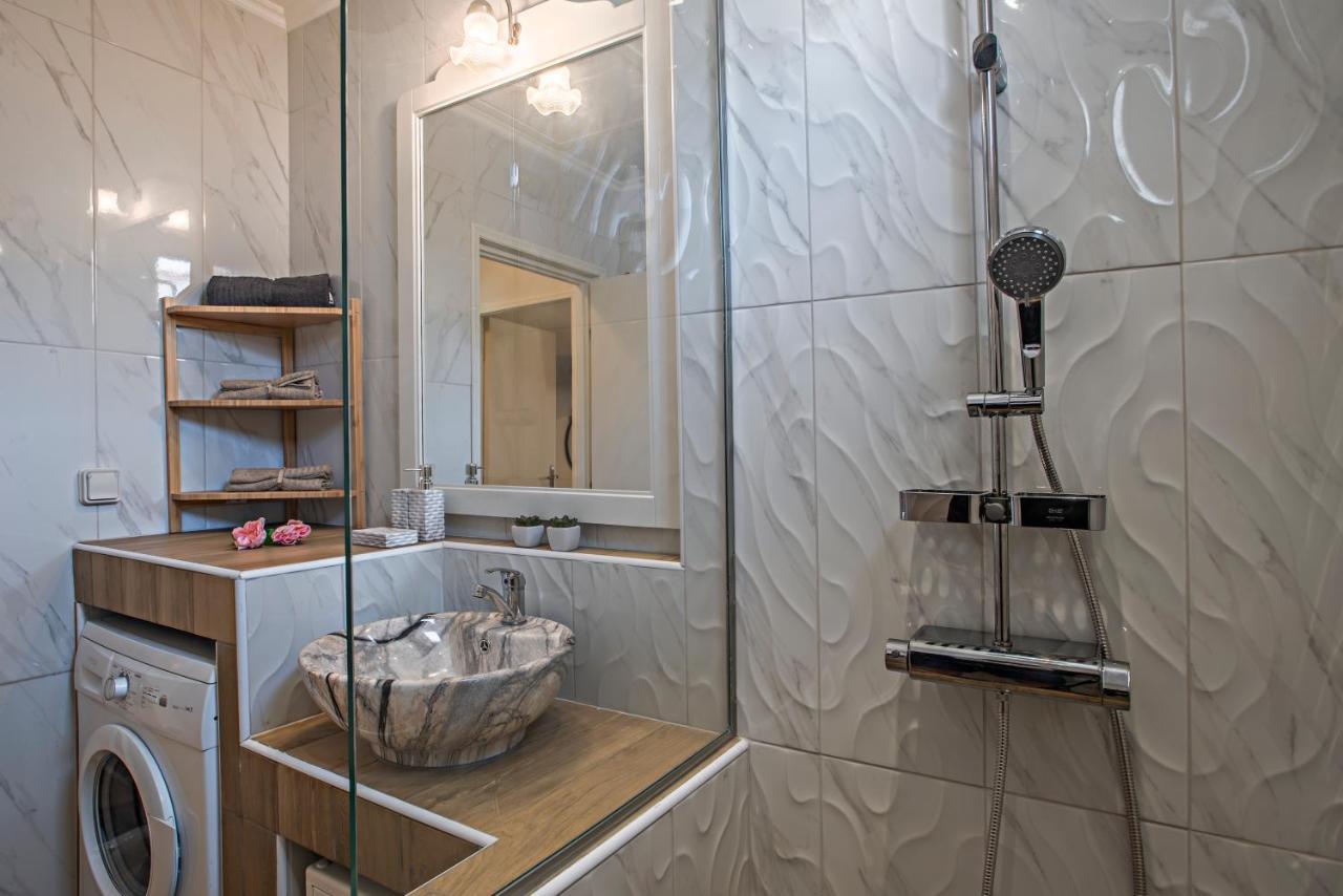 Villa Veneto Luxury Holidays Melíssia Eksteriør bilde